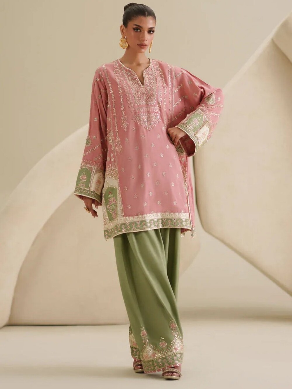 Pakistani Designer Suit